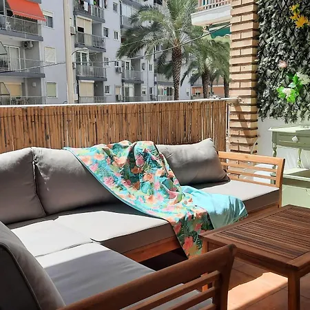 Amplio, Vistas, Parking, A 50 Mts De La Playa
